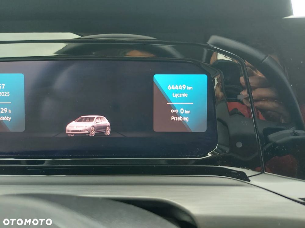 Volkswagen Golf - 22