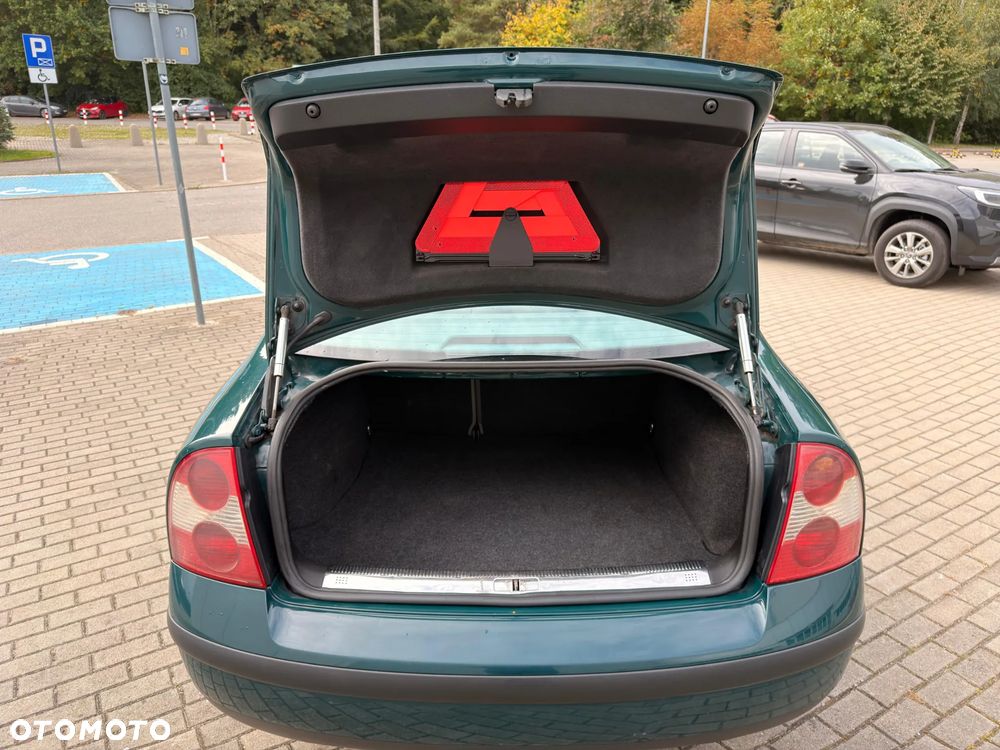 Volkswagen Passat 1.8T Comfortline Tiptr - 23