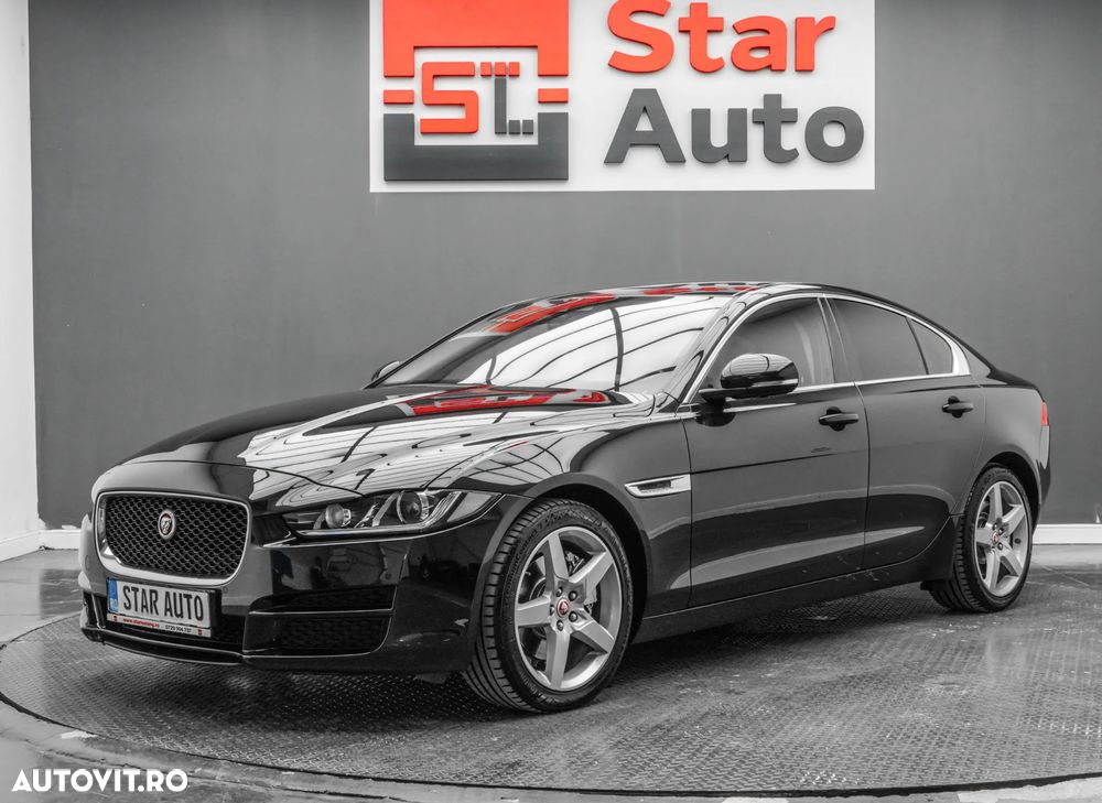 Jaguar XE 20t RWD Portfolio - 2
