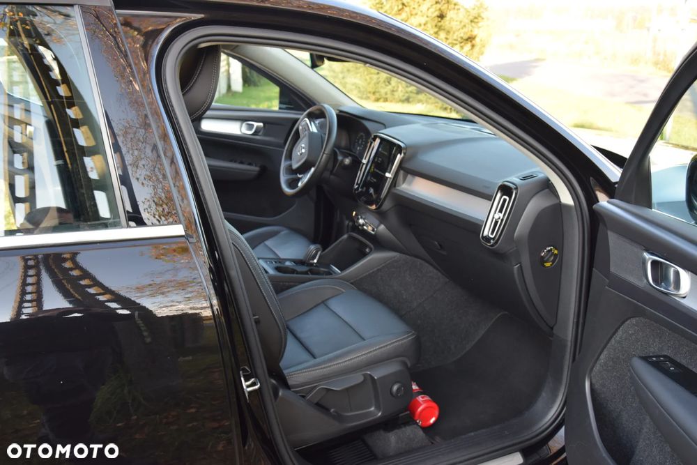 Volvo XC 40 T5 Twin Engine DKG Momentum Pro - 16