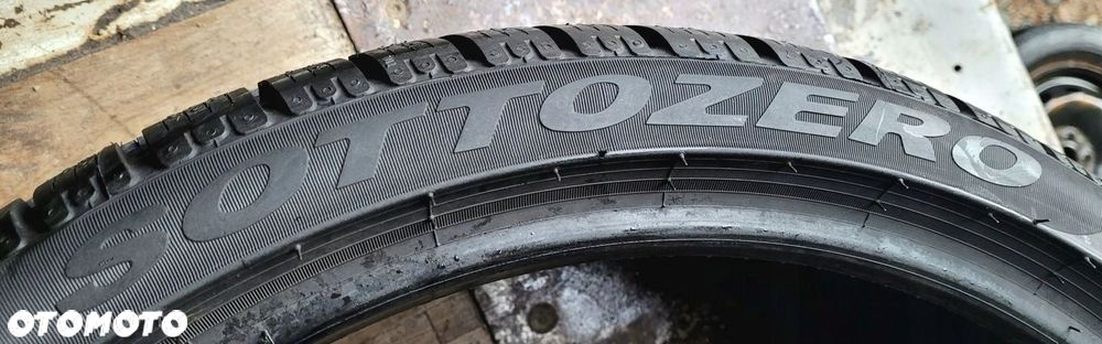 2x Pirelli Sottozero Winter 240 Serie II 245/35R20 91V Z570A - 11