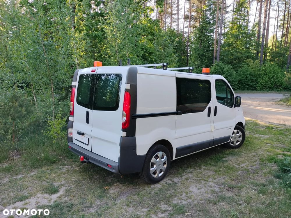 Opel vivaro - 29