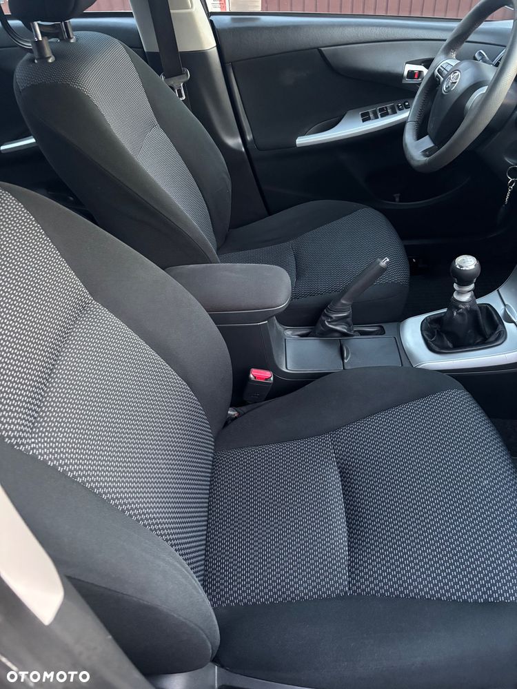 Toyota Corolla 1.6 Sol - 9