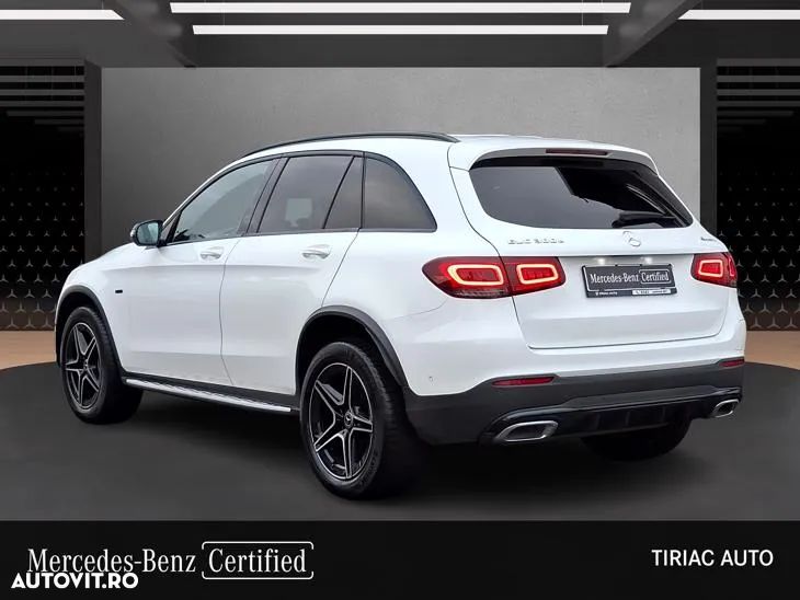 Mercedes-Benz GLC 300 e 4MATIC - 4