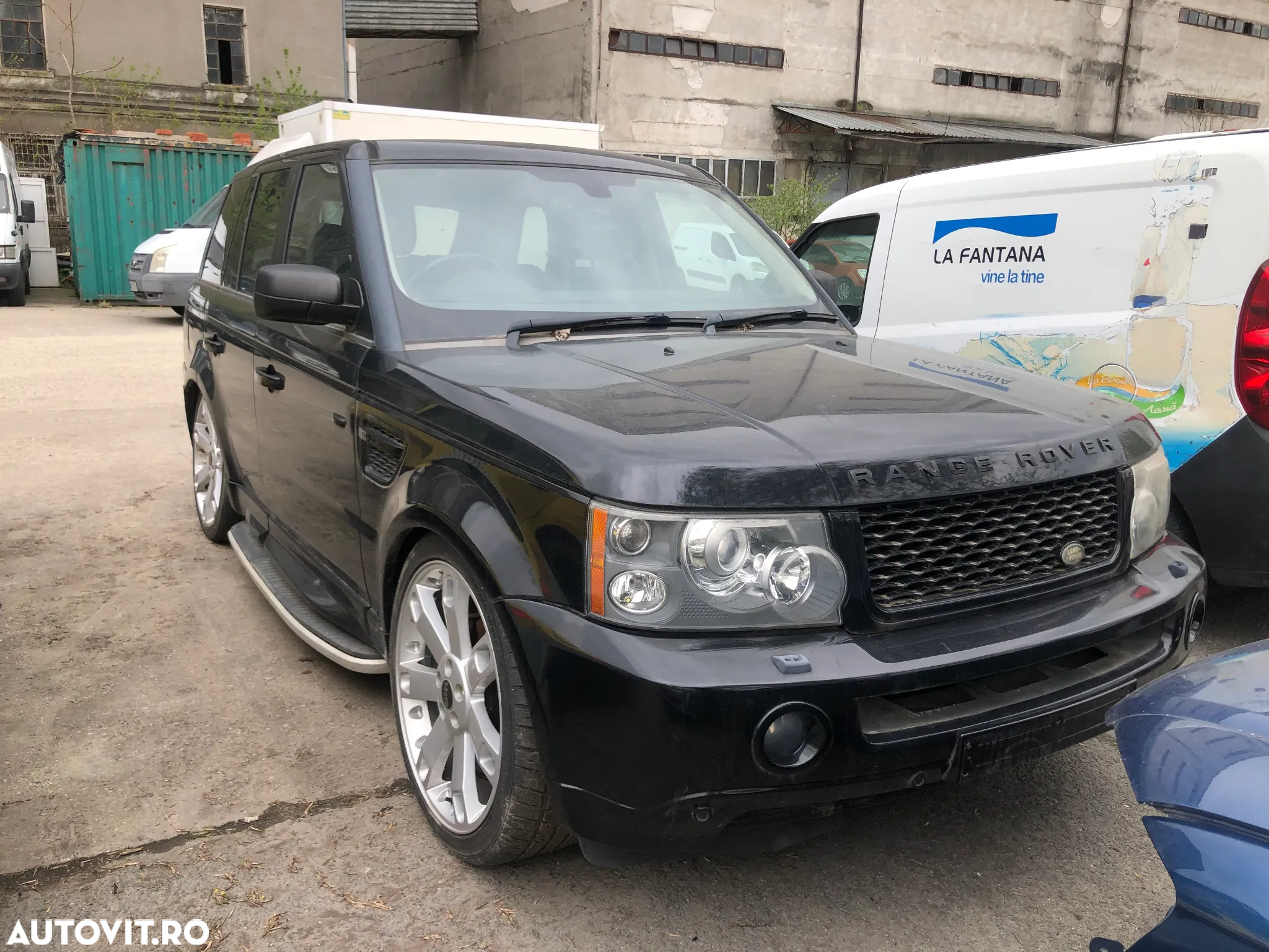 Dezmembrez Range Rover Sport 2.7 Diesel negru 2008 - 6
