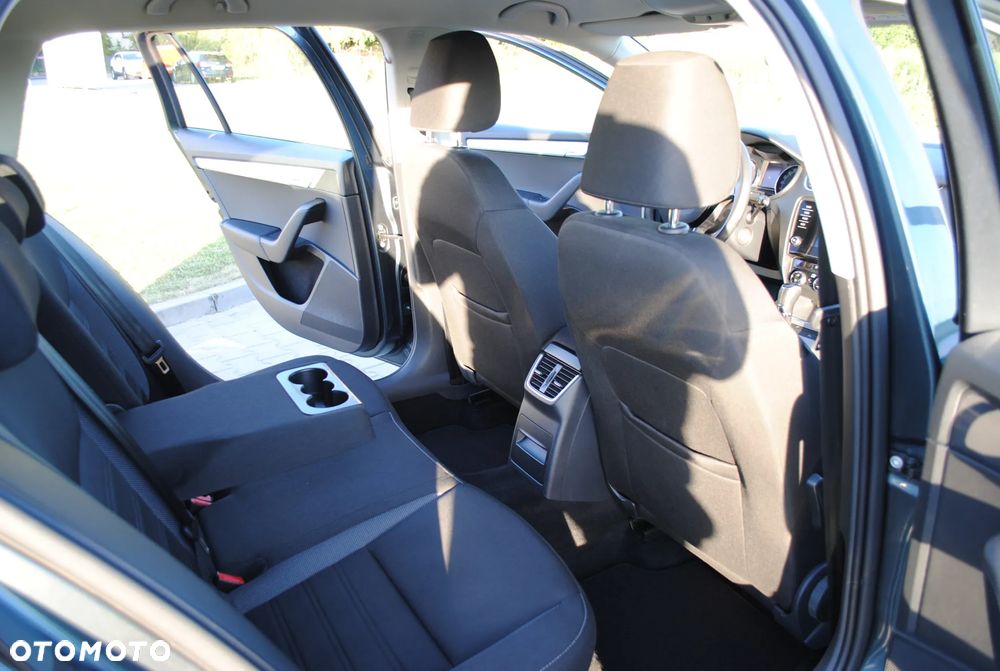Skoda Octavia 1.5 TSI ACT Style DSG - 18