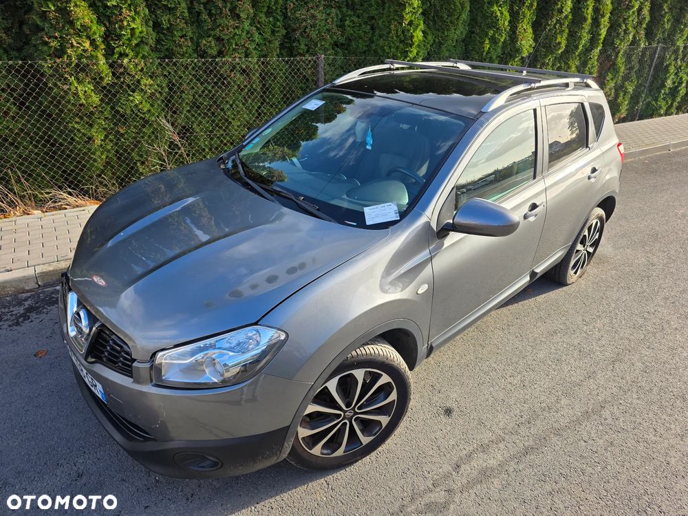 Nissan Qashqai 2.0 dCi 4 x 4 DPF tekna - 31