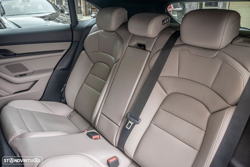 Porsche Taycan Sport Turismo Standard - 30
