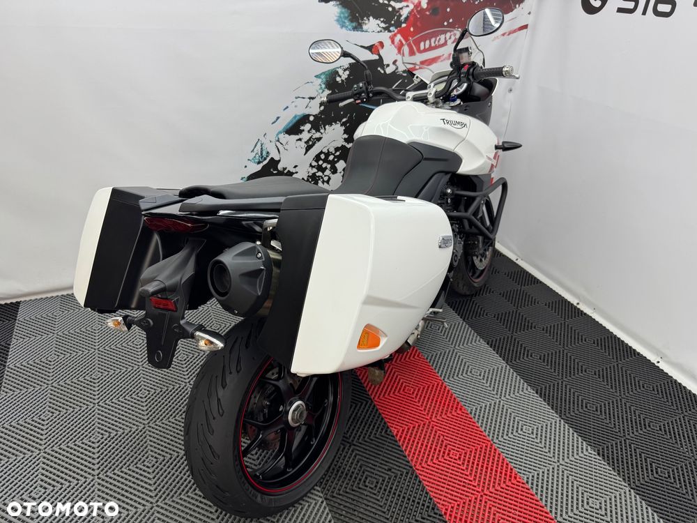 Triumph Tiger - 36