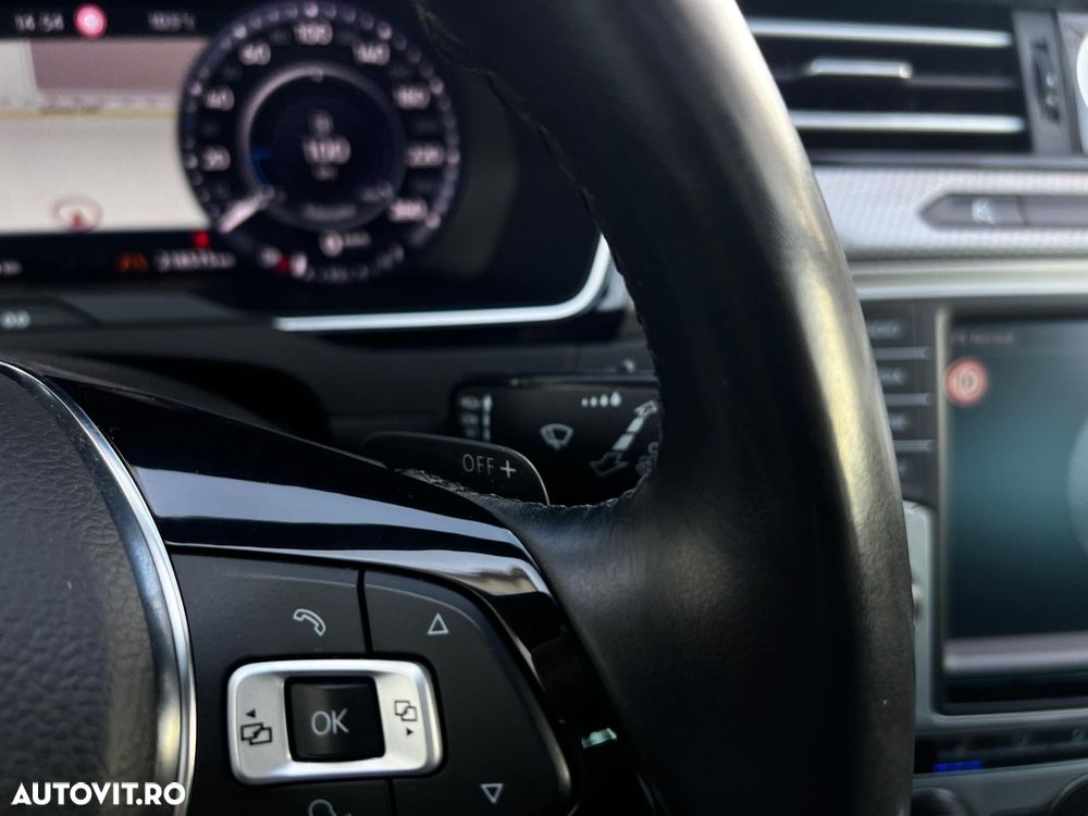 Volkswagen Passat Alltrack - 24