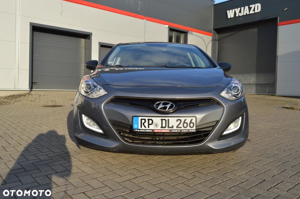 Hyundai i30 i30cw 1.4 Fifa World Cup Edition - 11