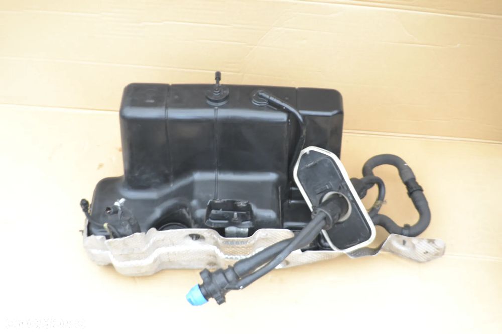 RENAULT MASTER III IV 2.3dci zbiornik adblue pompa 208S85661R  204629323R A3C0244890000 - 2
