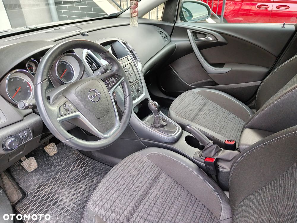 Opel Astra 1.6 Essentia - 8