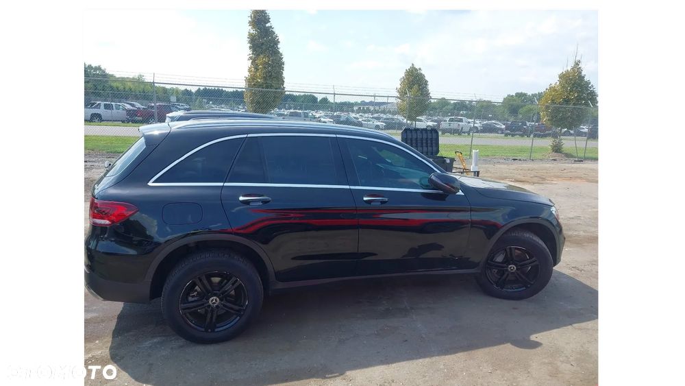 Mercedes-Benz GLC 300 4-Matic - 9