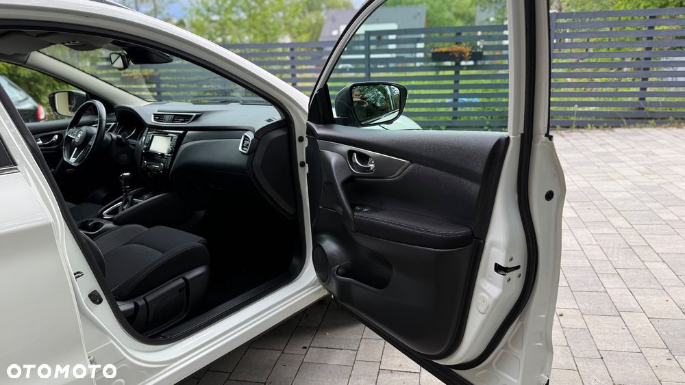 Nissan Qashqai 1.6 DIG-T Tekna - 30