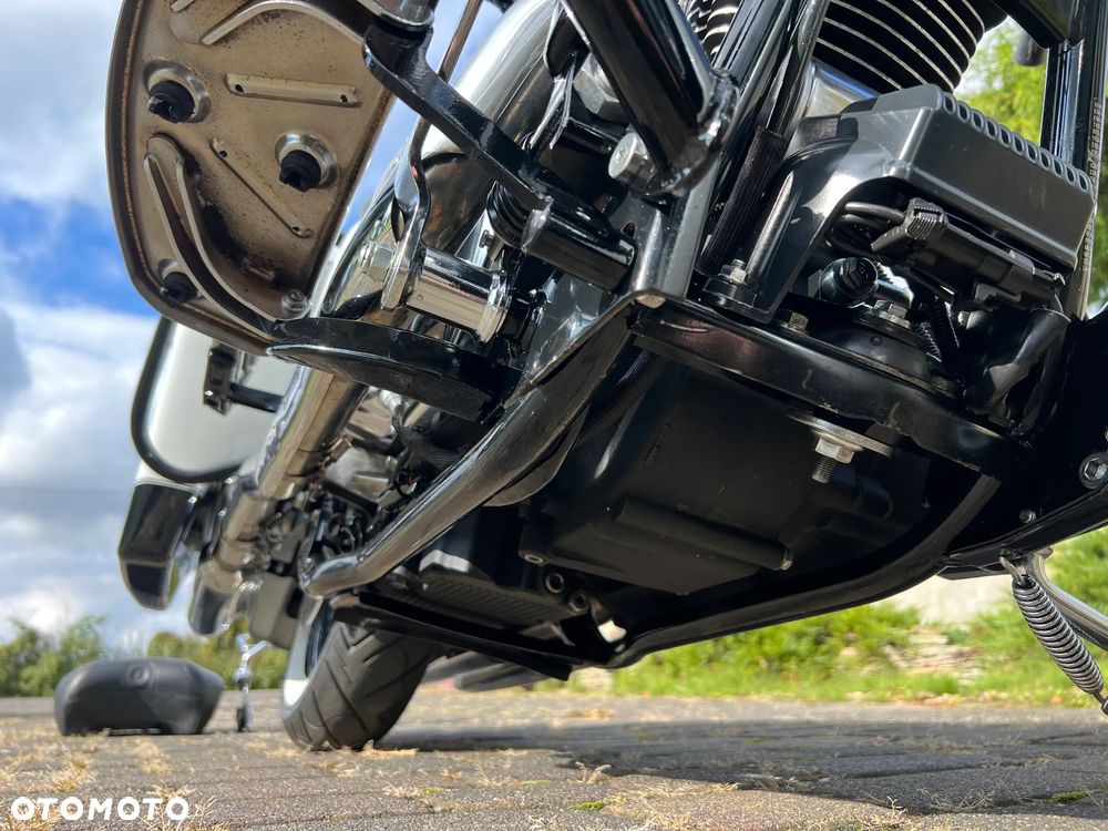 Harley-Davidson Touring Road King - 21