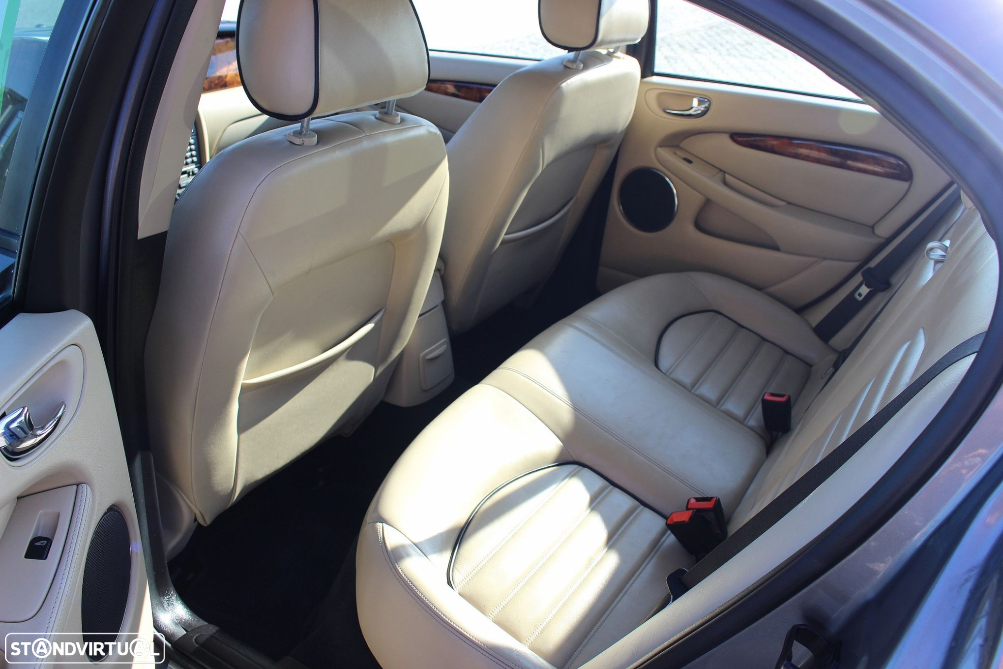 Jaguar X-Type 2.2 D Exclusive Aut. - 30