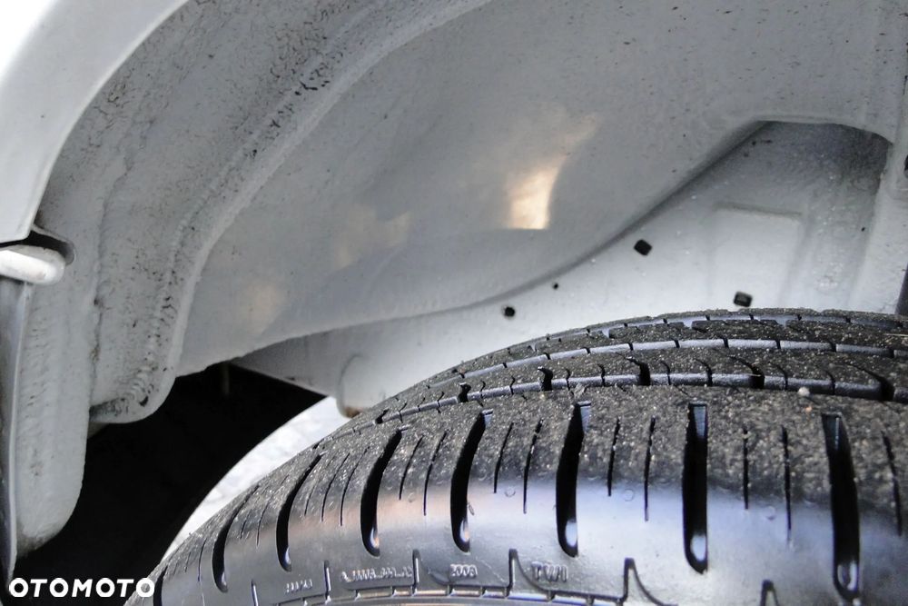 Mercedes-Benz Sprinter - 30