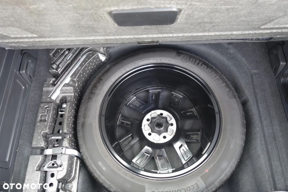 Volkswagen Passat 2.0 TDI SCR Style DSG - 13