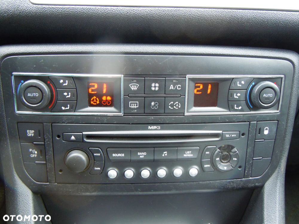Citroën C5 HDi 135 Exclusive - 18