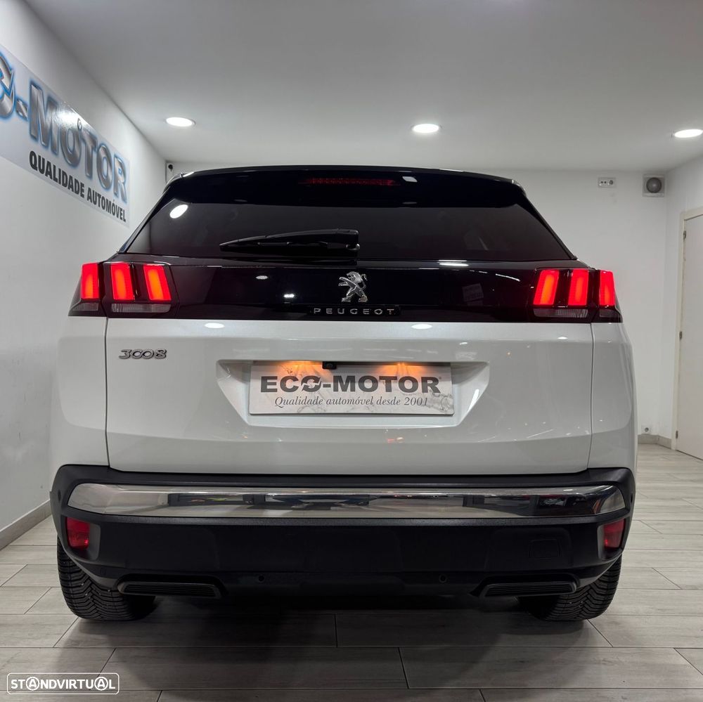 Peugeot 3008 1.2 PureTech Allure EAT8 - 17