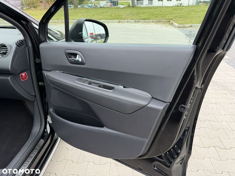 Peugeot 3008 HDi FAP 150 Business-Line - 30