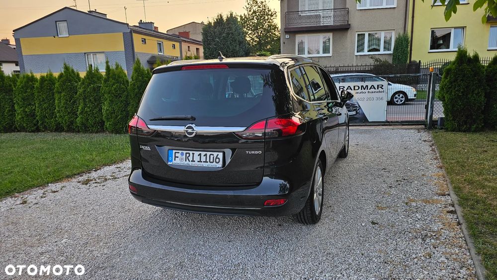 Opel Zafira - 25