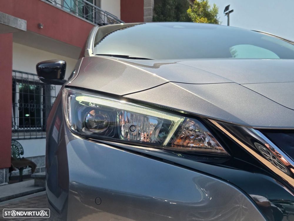 Nissan Leaf N-Connecta Two Tone - 9