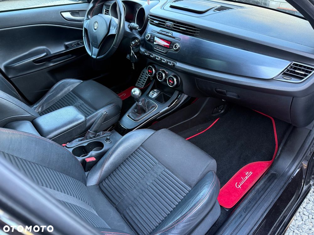 Alfa Romeo Giulietta 2.0 JTDM 16V - 8