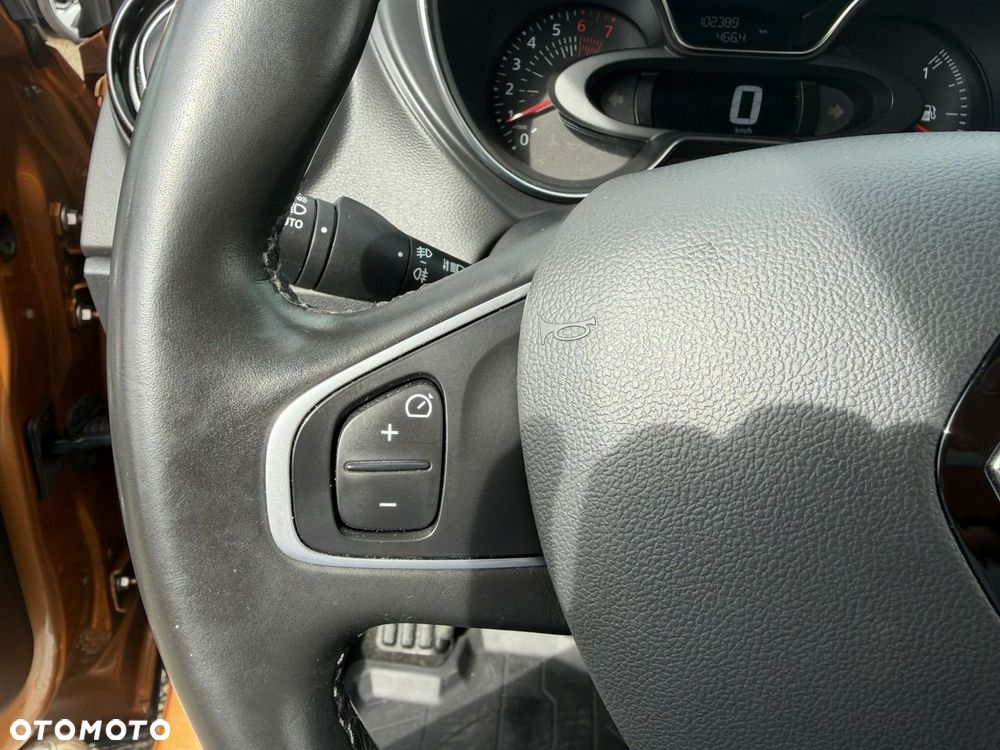 Renault Captur - 26
