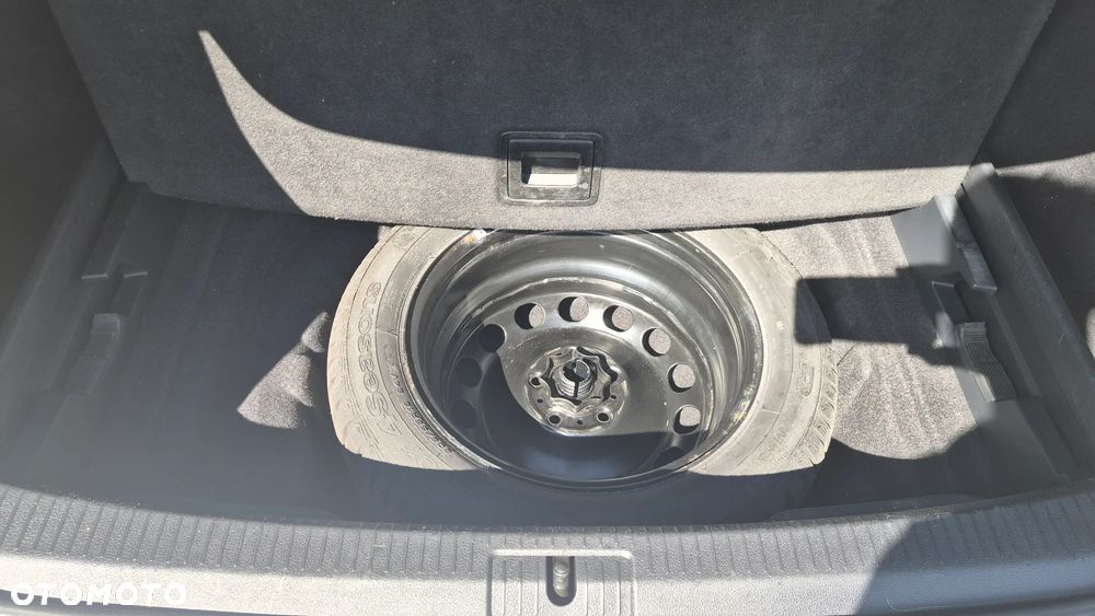 Volkswagen Golf 1.6 TDI BlueMot Comfortline - 13