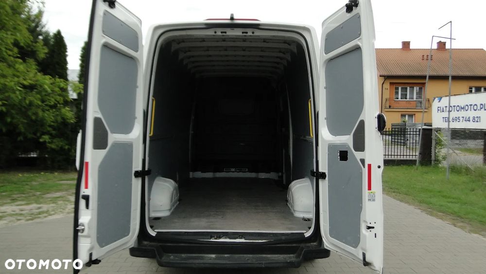 Volkswagen CRAFTER - 13