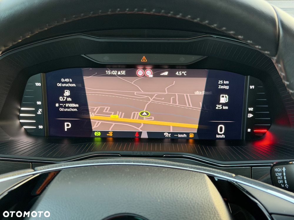 Skoda Superb 2.0 TDI SCR Style DSG - 37