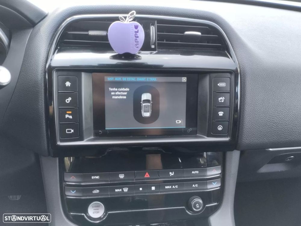 Jaguar F-Pace 2.0 i4D Prestige - 22
