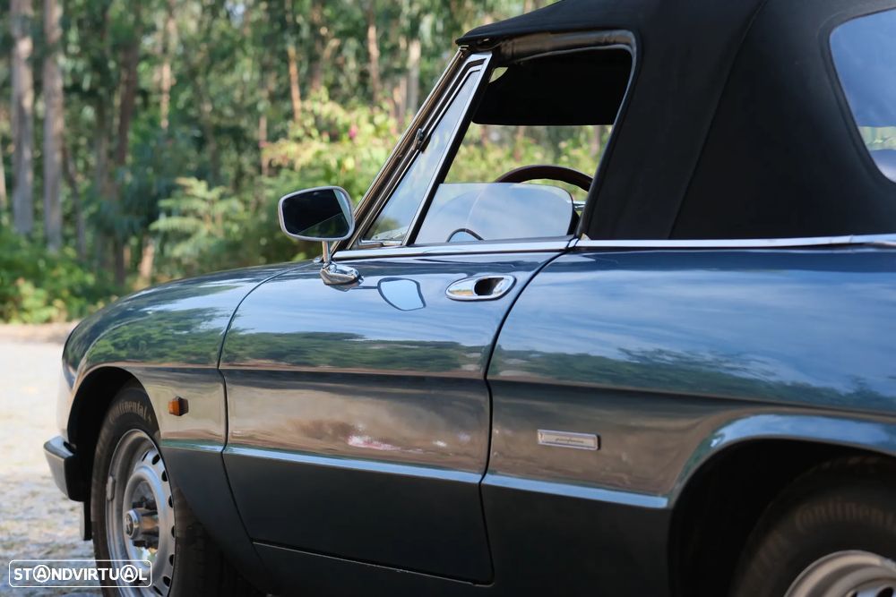 Alfa Romeo Spider 1.6 - 23