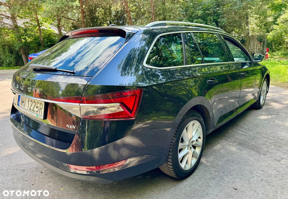Skoda Superb 2.0 TDI SCR 4x4 Style DSG - 3