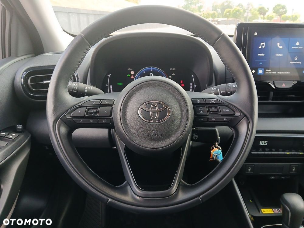 Toyota Yaris Hybrid 1.5 Style - 26
