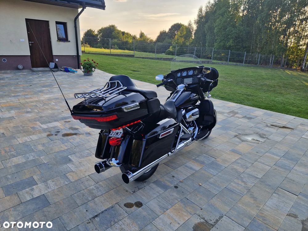 Harley-Davidson FLHTCU Ultra - 23
