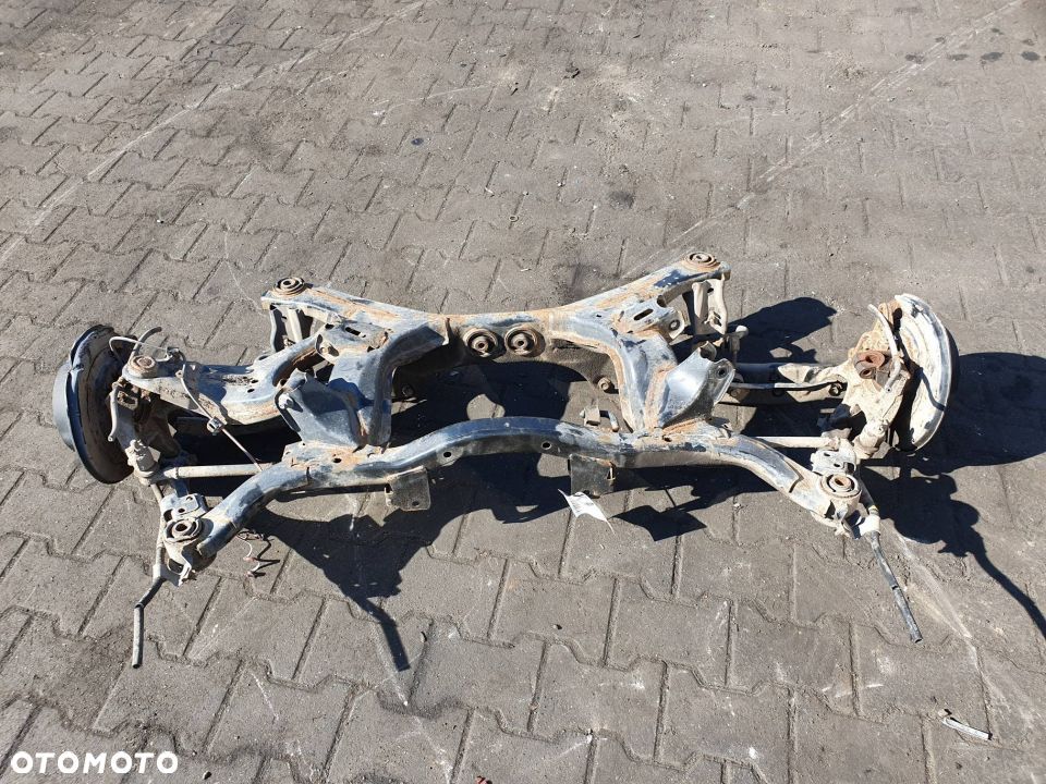BELKA / SANKI TYŁ SUBARU IMPREZA 2015 - 1