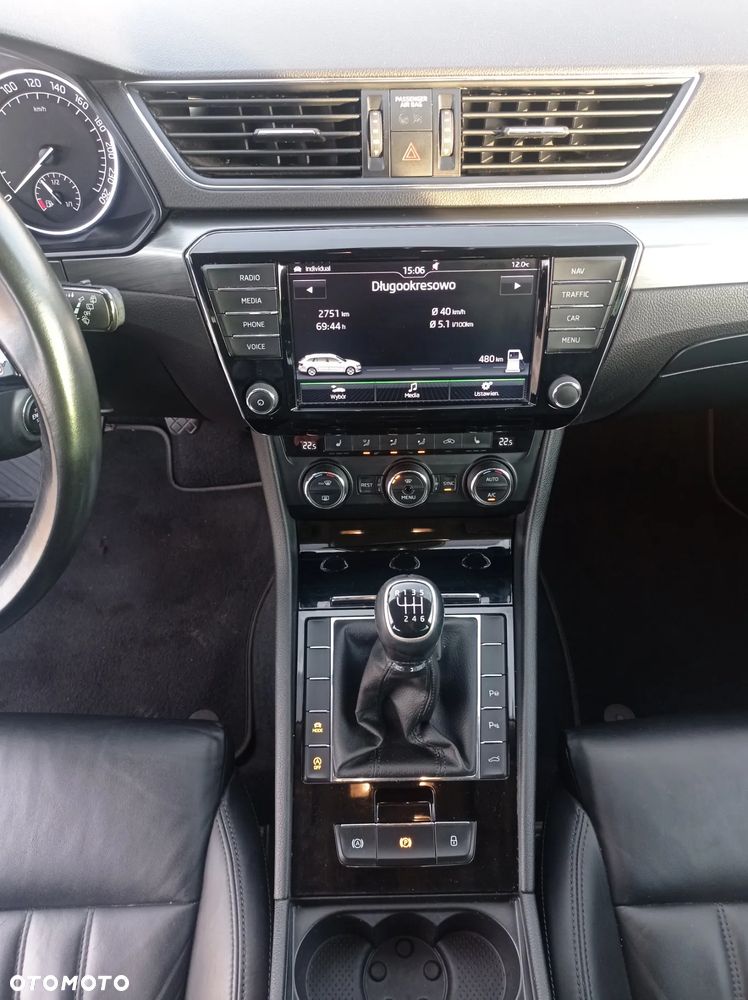 Skoda Superb 2.0 TDI Style - 21