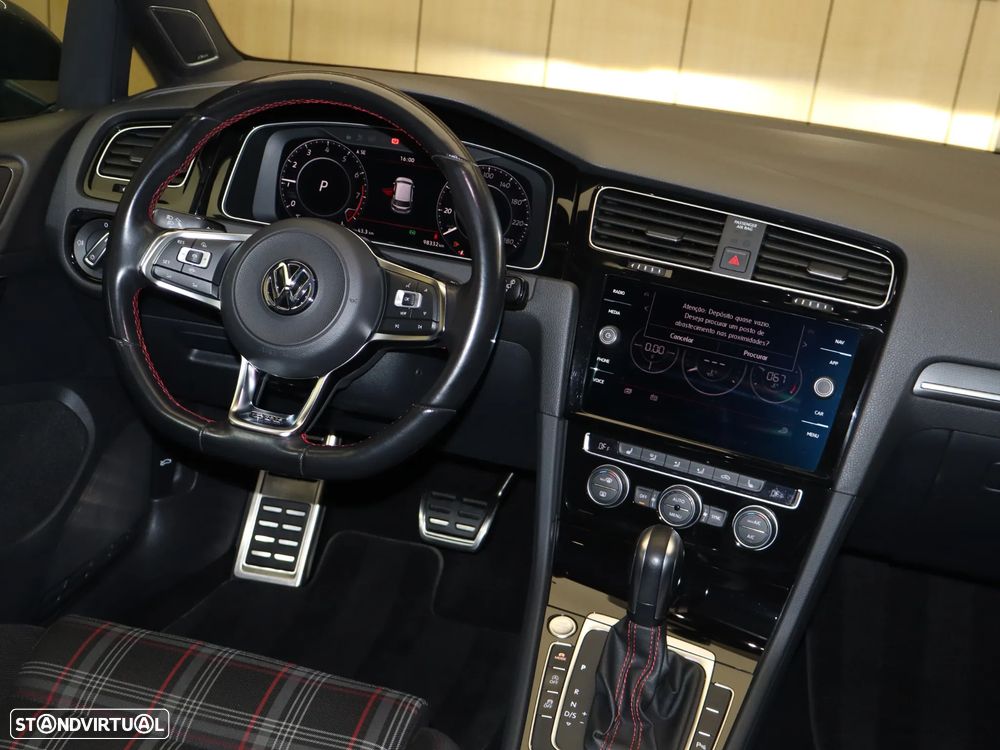 VW Golf 2.0 TSI GTI DSG Performance - 15