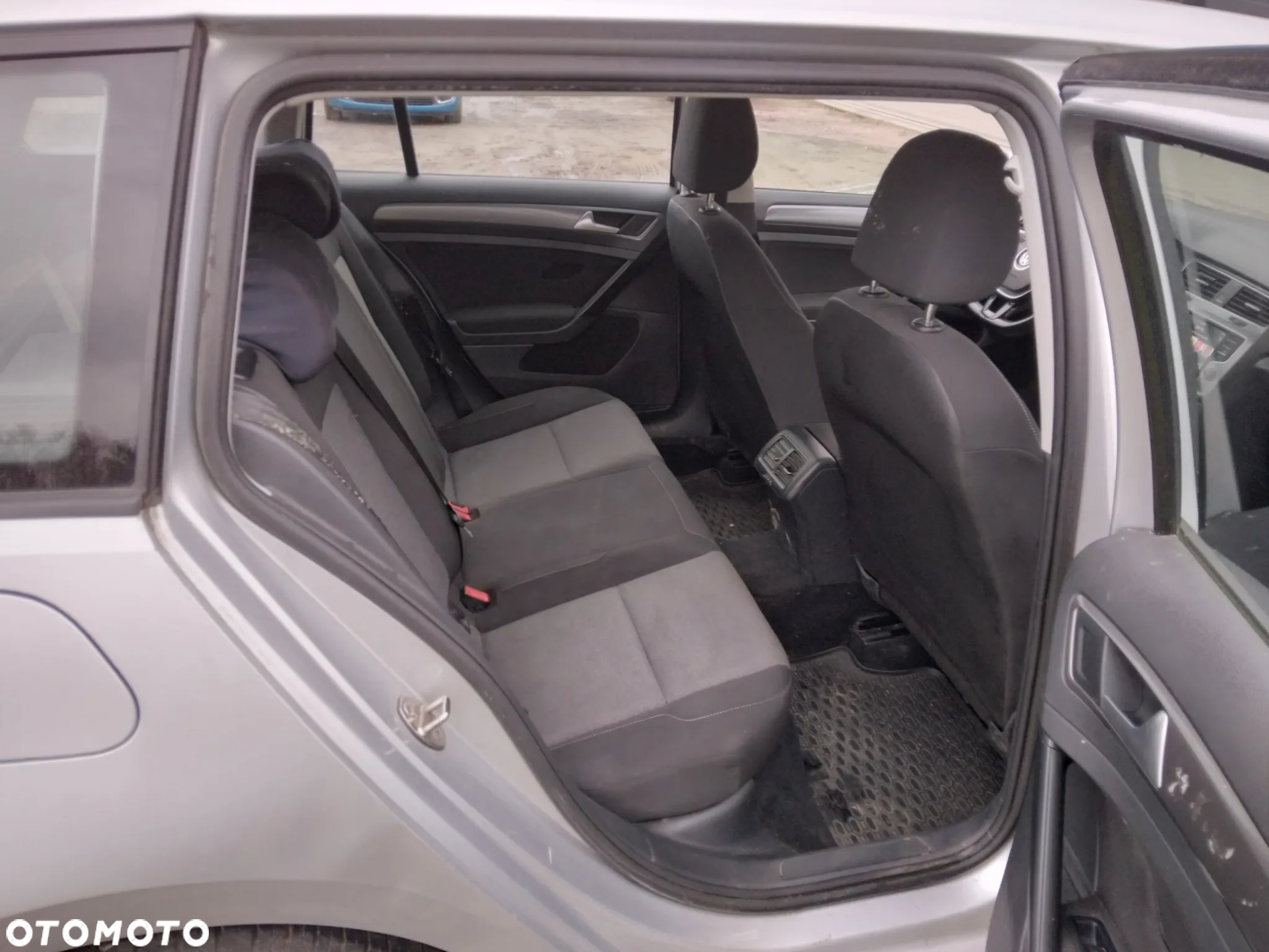 Volkswagen Golf VII 1.6 TDI BlueMotion Trendline - 9