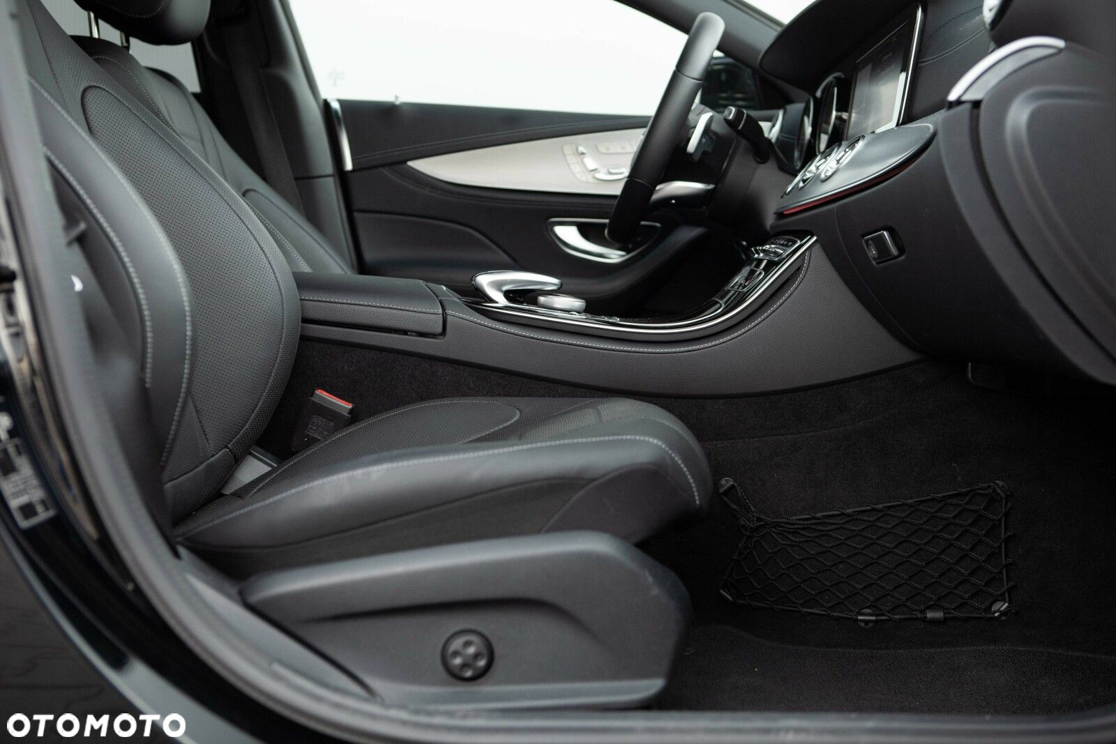 Mercedes-Benz CLS - 28