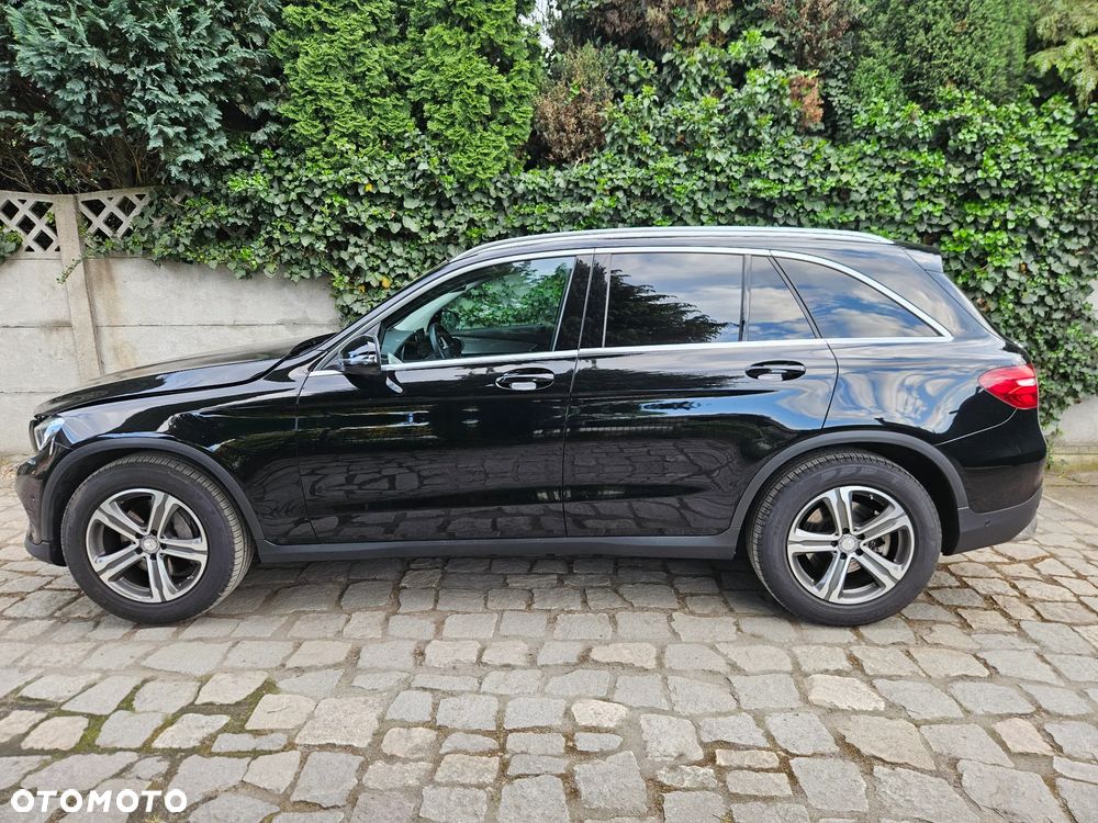 Mercedes-Benz GLC 220 d 4-Matic - 2