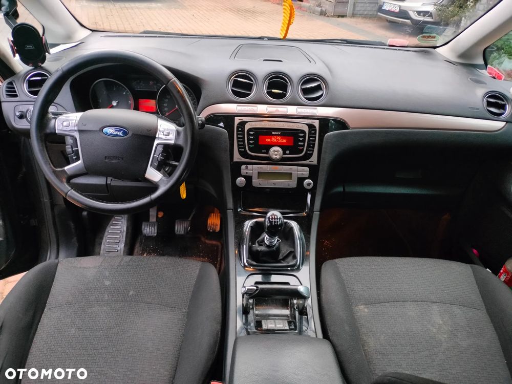 Ford Galaxy - 2