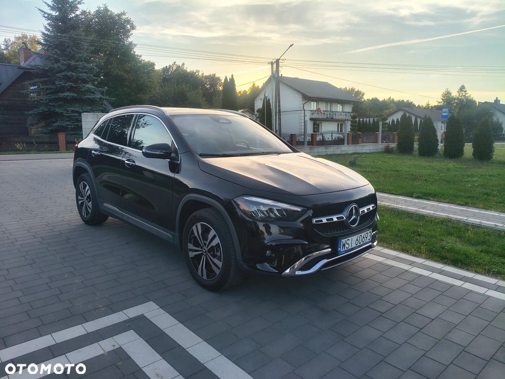 Mercedes-Benz GLA 250 8G-DCT Edition 1 - 2