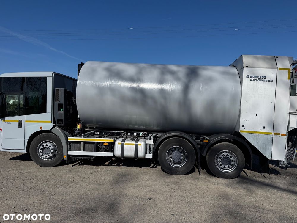 Mercedes-Benz Econic - 8