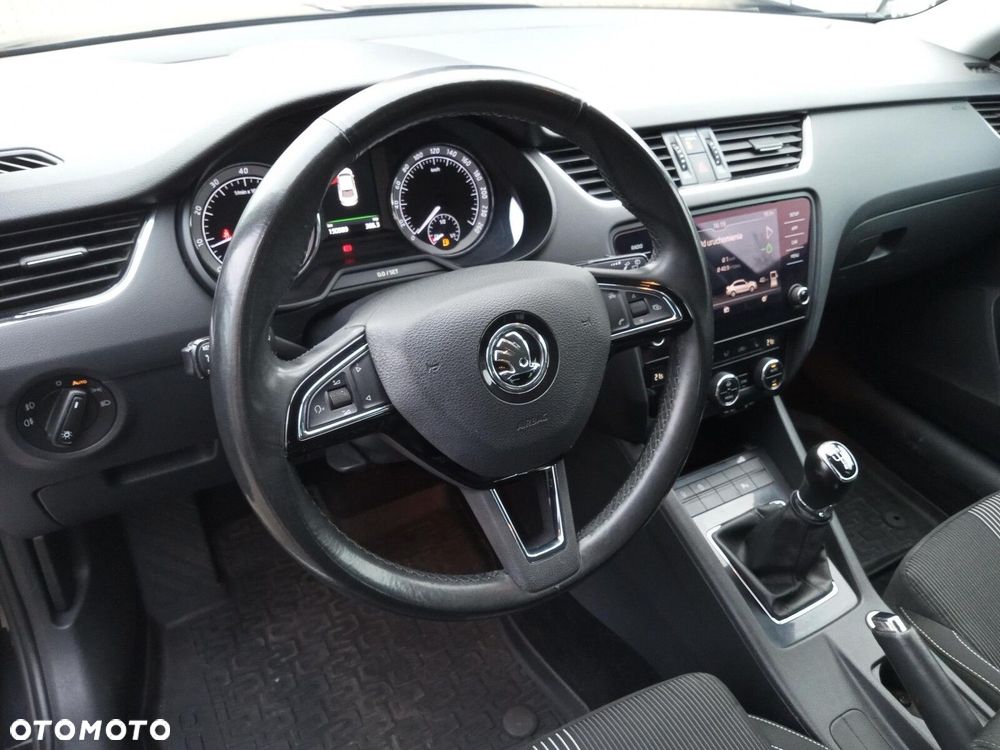 Skoda Octavia 1.4 TSI Style - 10