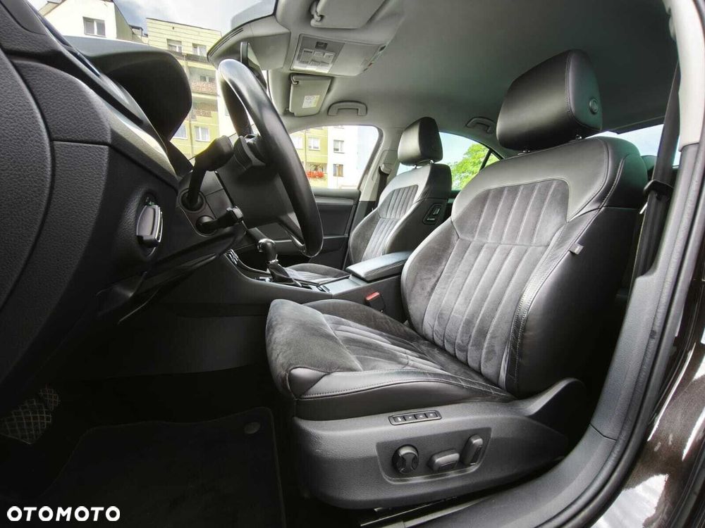 Skoda Superb 2.0 TDI 4x4 Style DSG - 8