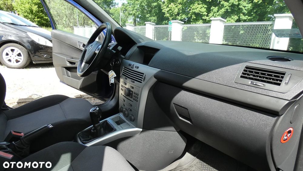 Opel Astra 1.6 Edition - 17